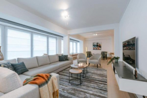 Huswell - Spacious apartment with parking on prime location